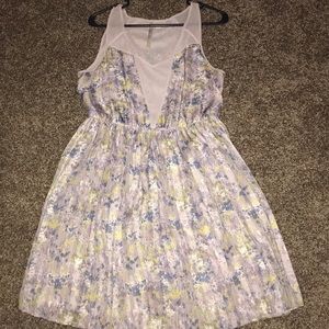 Women’s dress